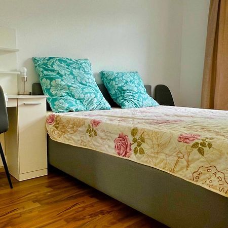 De Apartment Neu-Ulm Extérieur photo